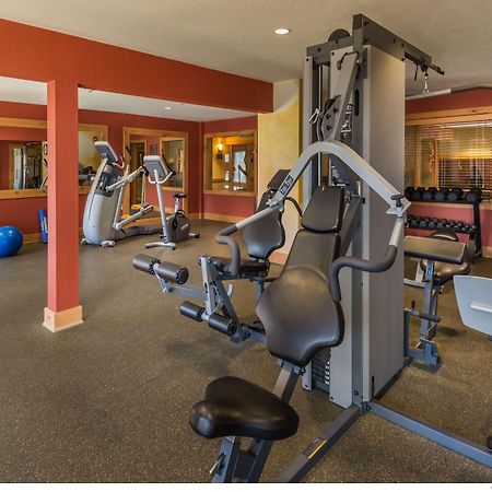 Best Western Plus Green Mill Village Hotel & Suites Arcola Экстерьер фото